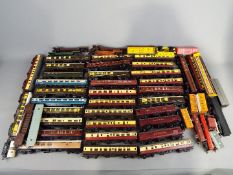 Model Railways - a large collection of approximately 40 unboxed passenger coaches and a further