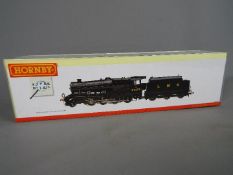 Hornby - an OO gauge locomotive and tender Super Detail, LMS black livery op no 8453, # R 2394,