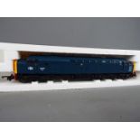 Lima - A boxed Lima #205189 Class 40 Diesel Locomotive Op.No.40001 in Br blue livery.