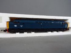 Lima - A boxed Lima #205189 Class 40 Diesel Locomotive Op.No.40001 in Br blue livery.