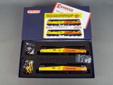 Vi Trains - A boxed OO gauge 'Rail Express' Exclusive Twin Pack by Vi Trains .