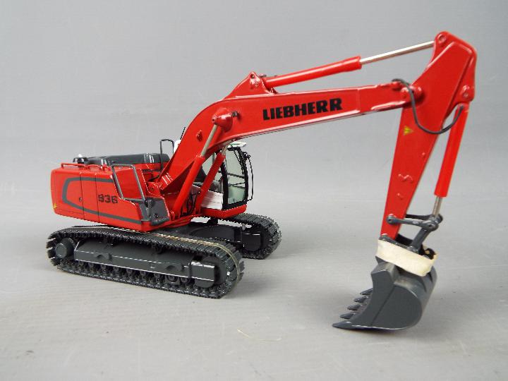 NZG - A boxed diecast 1:50 scale NZG #856/03 Red Edition Liebherr R936 Litronic Excavator. - Image 2 of 3