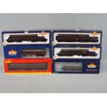 Bachmann, Hornby - Six boxed OO gauge items of mainly passenger rolling stock.