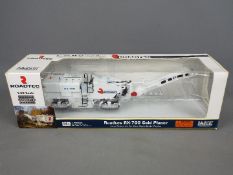 Norscot - A boxed diecast 1:50 scale Norscot #584375 Roadtec RX-700 Cold Planer.