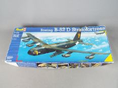 Revell - a plastic model kit of a Boeing B-52 D Stratofortress, model No.