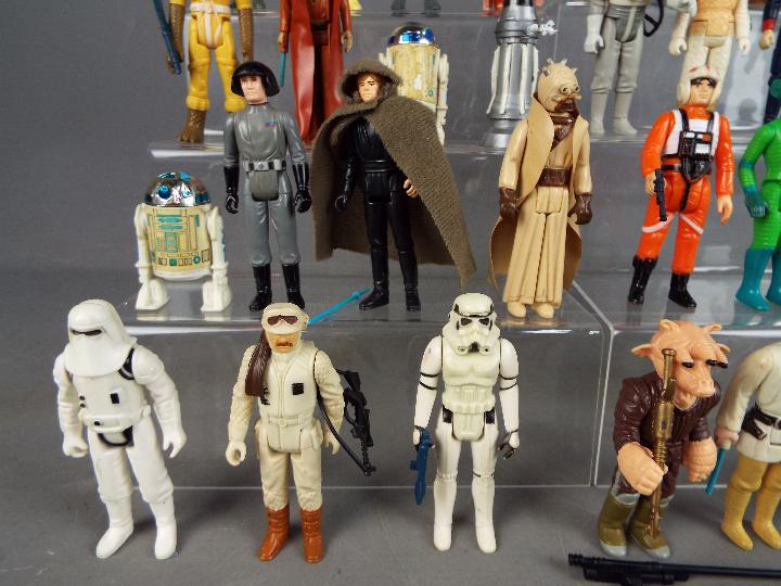 Star Wars, Kenner, Hasbro, LFL, CPG - An empire of 30 loose vintage Star Wars figures. - Image 2 of 5
