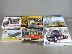 Lee, Tamiya, Italeri, Revell, AMT - Six boxed plastic model kits in various scales.