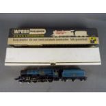 Wrenn - A boxed Wrenn OO gauge W2223 4-6-0 Castle Class steam locomotive and tender Op.No.