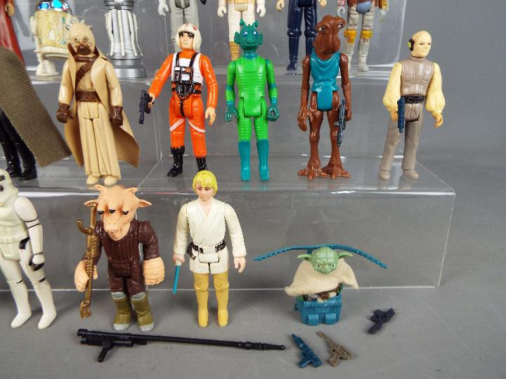 Star Wars, Kenner, Hasbro, LFL, CPG - An empire of 30 loose vintage Star Wars figures. - Image 3 of 5