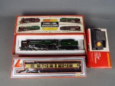 Hornby, Hornby Silver Seal - A boxed Hornby Silver Seal R552 4-6-2 steam locomotive and tender Op.