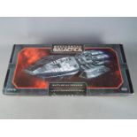 Battlestar Galactica - a Moebius Models Battlestar Galactica Battlestar Pegasus 1:4105 scale