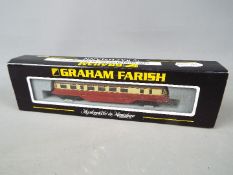 Graham Farish - A boxed Graham Farish #371-627 N Gauge GWR Railcar Op.No.W27 in Crimson / Cream .