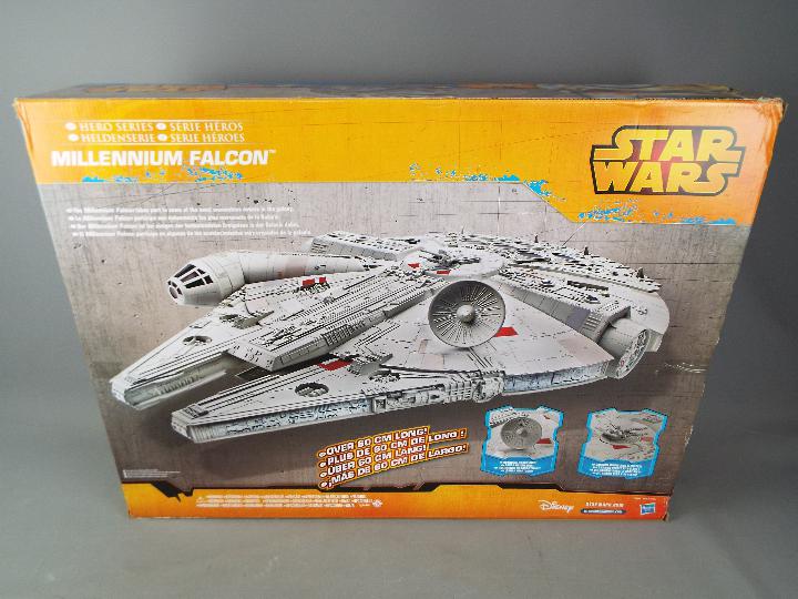 Star Wars - a Hasbro Star Wars Hero Series Millennium Falcon from Star Wars Episode V model No. - Image 2 of 2