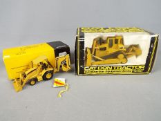 NZG - Two boxed diecast construction vehicles by NZG in 1:50 scale.