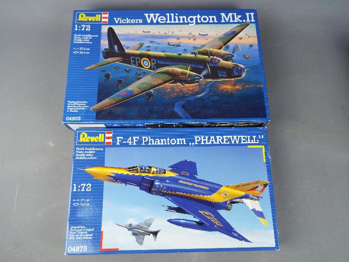 Revell - a collection of four Revell plastic model kits to include a McDonald Douglas DC-10 model - Image 2 of 3