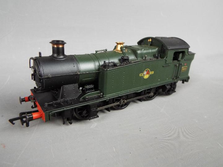 Bachmann - A boxed OO gauge Bachmann #32-080 0-6-2 Class 56XX Tank Engine Op.No. - Image 2 of 2