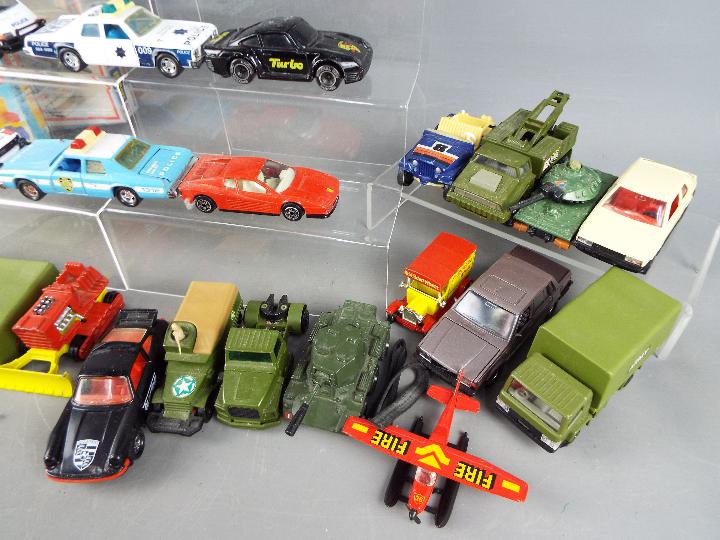 Dinky, Matchbox, Revell Lego, Others - A collection of mainly unboxed diecast in various scales, - Bild 4 aus 4