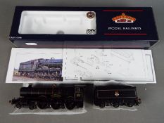 Bachmann - A boxed DCC READY Bachmann OO gauge #32-002 Hall Class 4-6-0 steam locomotive and tender