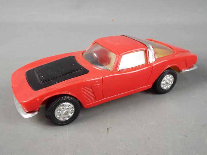 Telsalda - A boxed Telsalda Toys (Hong Kong) A0030 plastic friction driven ISO Grifo 7 Litre. - Image 2 of 2