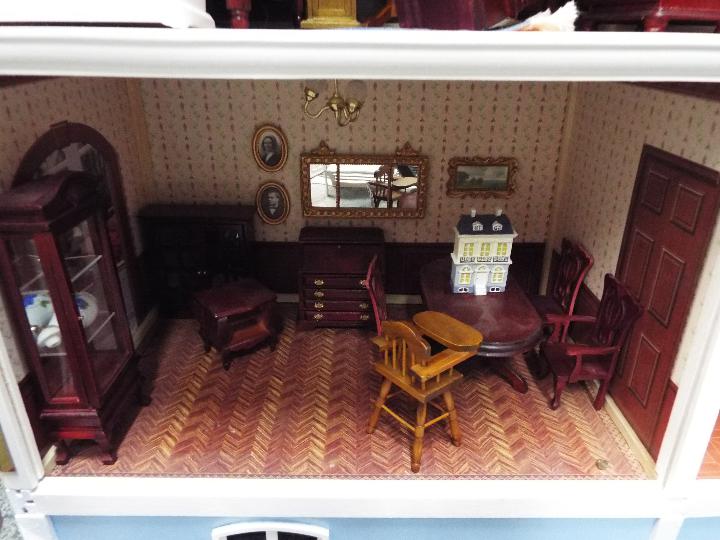 A three storey doll's house, with various good quality furniture, - Bild 5 aus 7