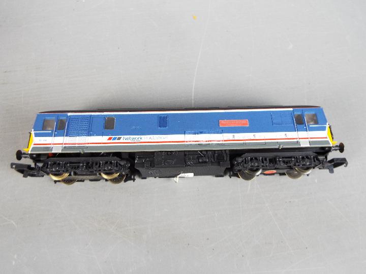 Lima - A boxed Lima #205001 Limited Edition no.212 of 550, OO gauge Class 73 diesel locomotive, Op. - Image 2 of 2