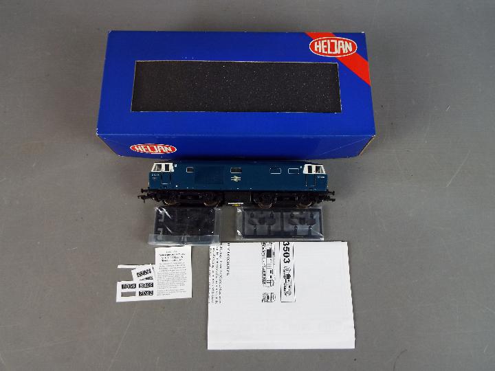 Heljan - A boxed Heljan #3502 OO gauge Class 35 diesel locomotive Op.No. D7036 in BR blue livery.