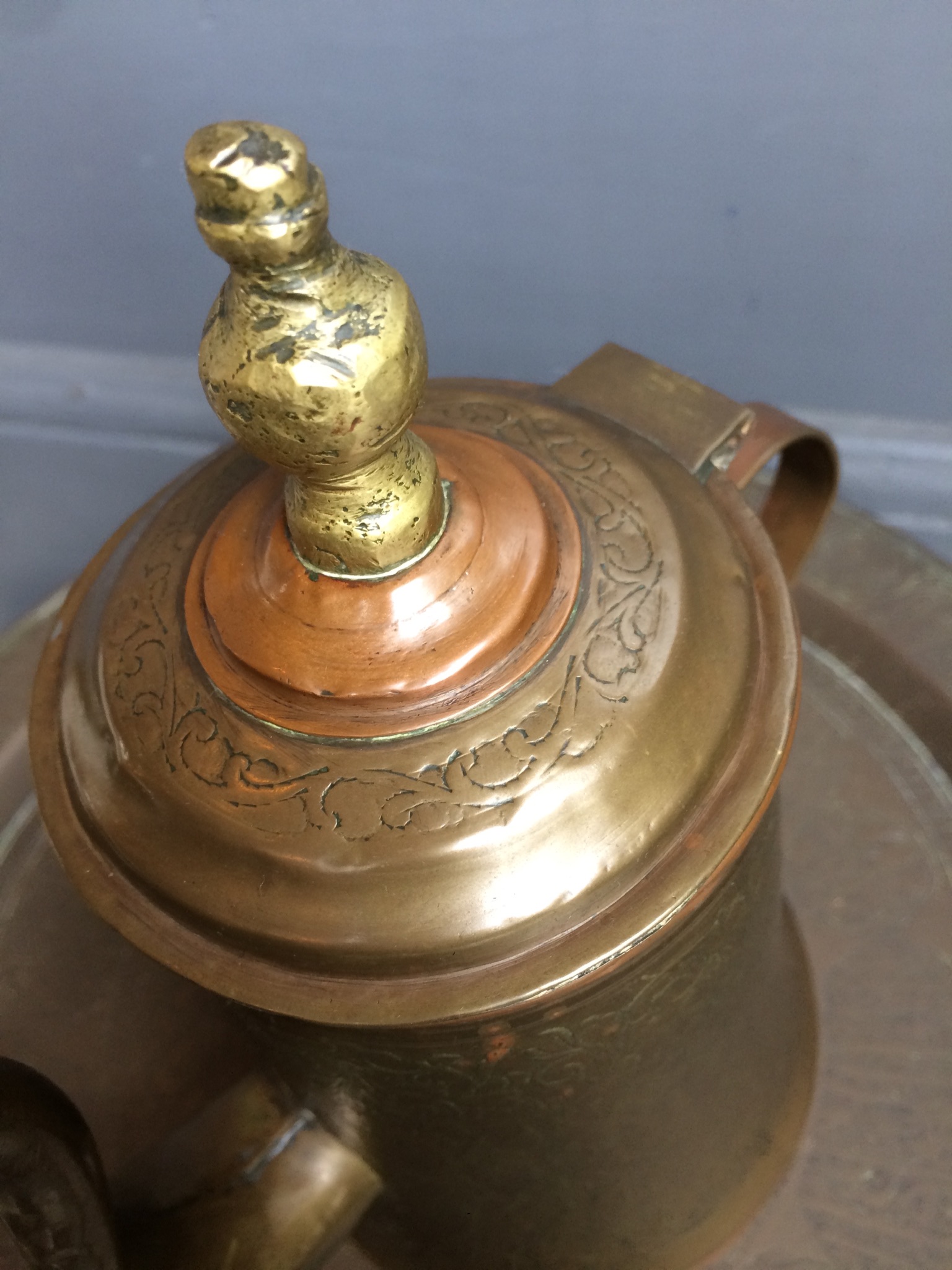 19th CENTURY COPPER & BRASS PERSIAN COFFEE POT - Image 4 of 7