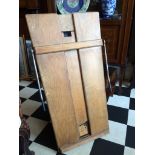 VINTAGE OAK TROUSER PRESS