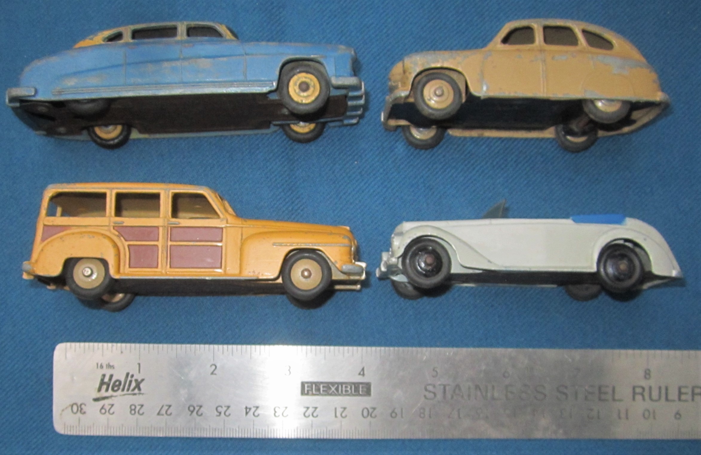 CORGI MODELS - HUDSON SEDAN. VANGUARD. STATION WAGGON. ARMSTRONG SIDDELEY.