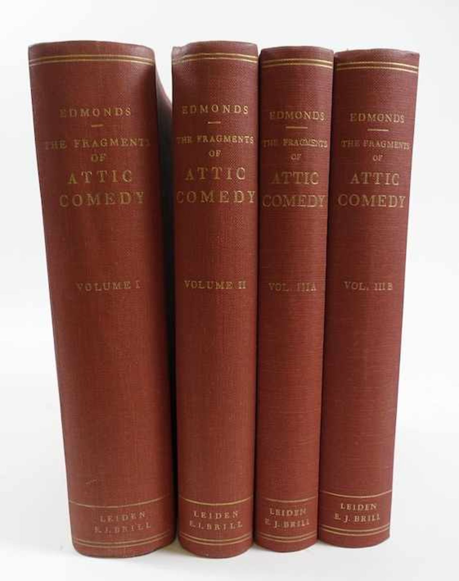 EDMONDS, J.M. The fragments of Attic comedy. Leiden, 1957-61. 3 in 4 vols. Ocl. - Rare complete