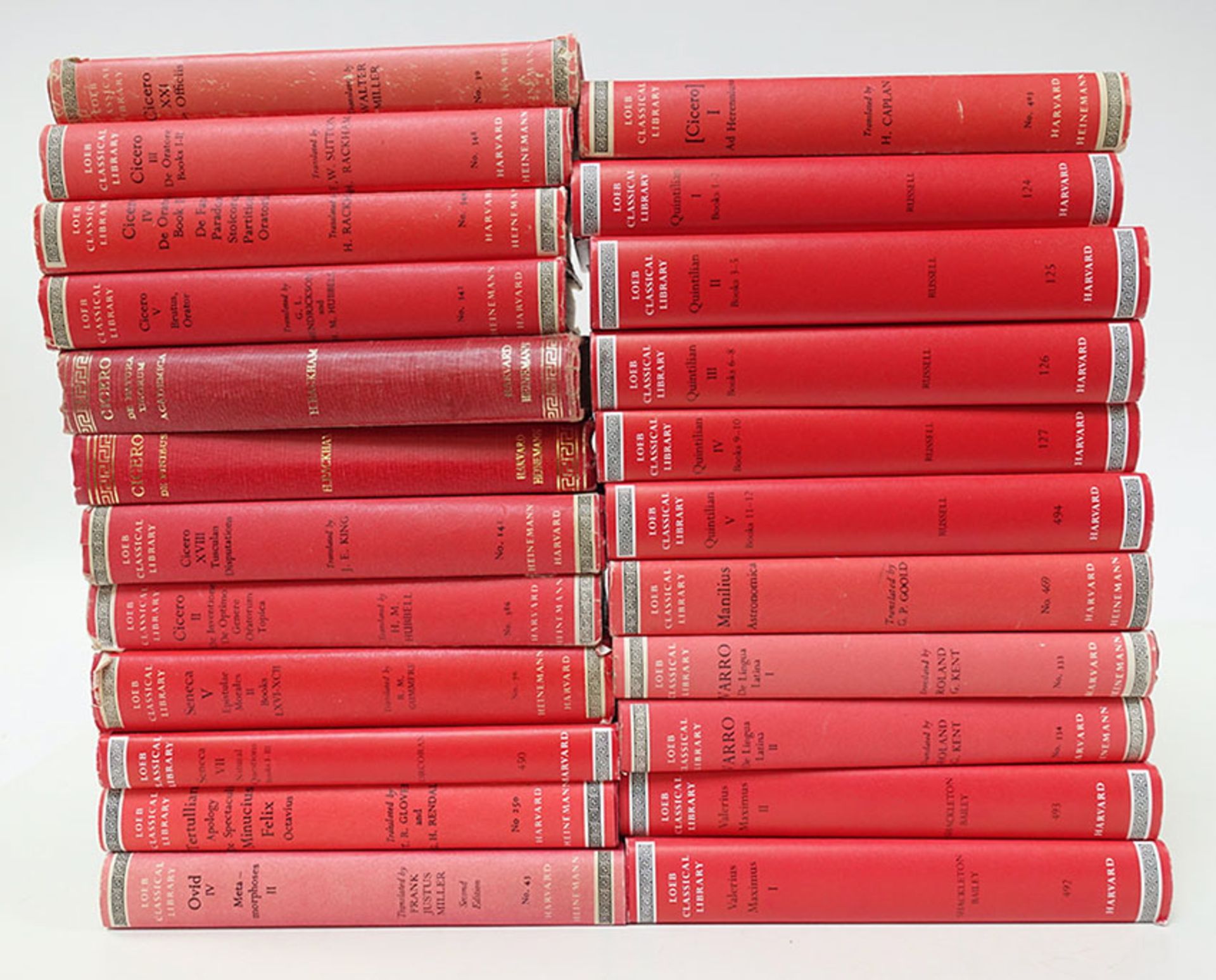 LOEB CLASSICAL LIBRARY. Latin authors. Lond., (1970-2001). 23 vols. of the series. Ocl. (21) w.