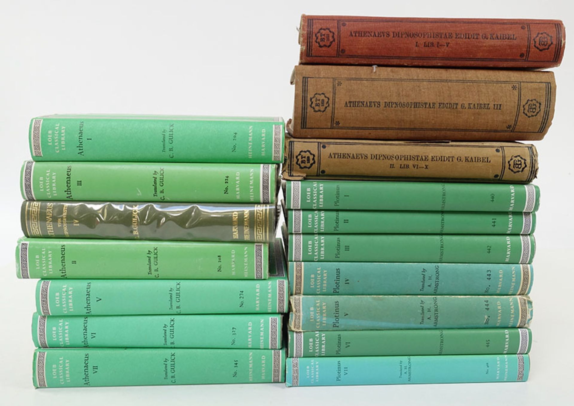 LOEB CLASSICAL LIBRARY -- PLOTINUS. W. an Engl. transl. by A.H. Armstrong. (1984-2001). 7 vols. --
