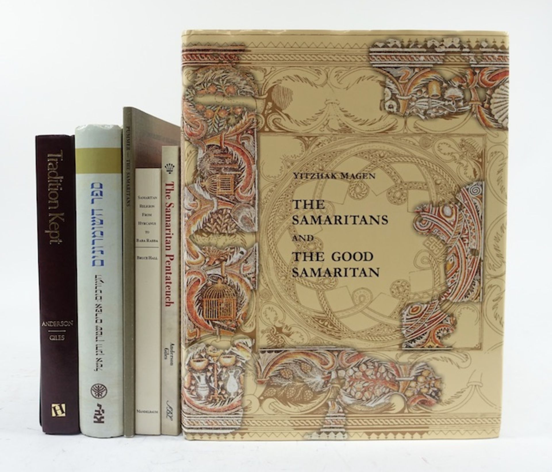 SAMARITANS -- MAGEN, Y. The Samaritans and the Good Samaritan. 2008. Prof. ill. 4°. Obrds. w. dust-