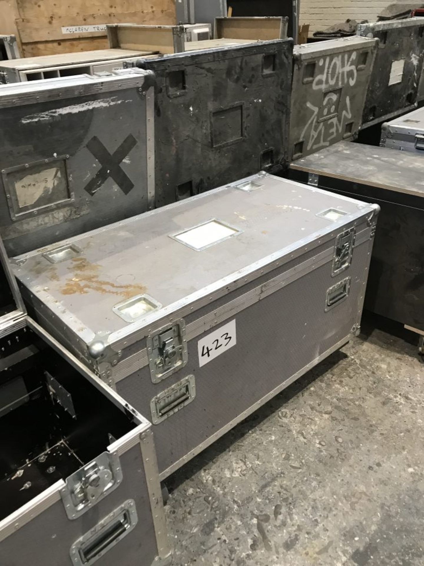 7 site storage flight cases on casters and 2 ply cabinets on casters with contents if any - Image 6 of 10