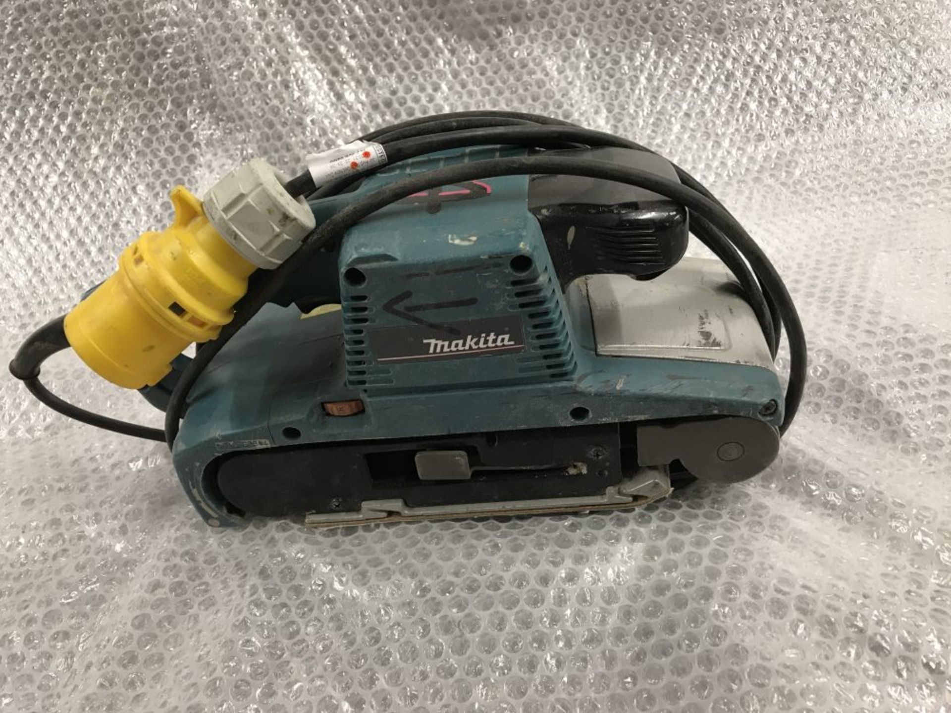 Makita 9404 belt sander, 110V