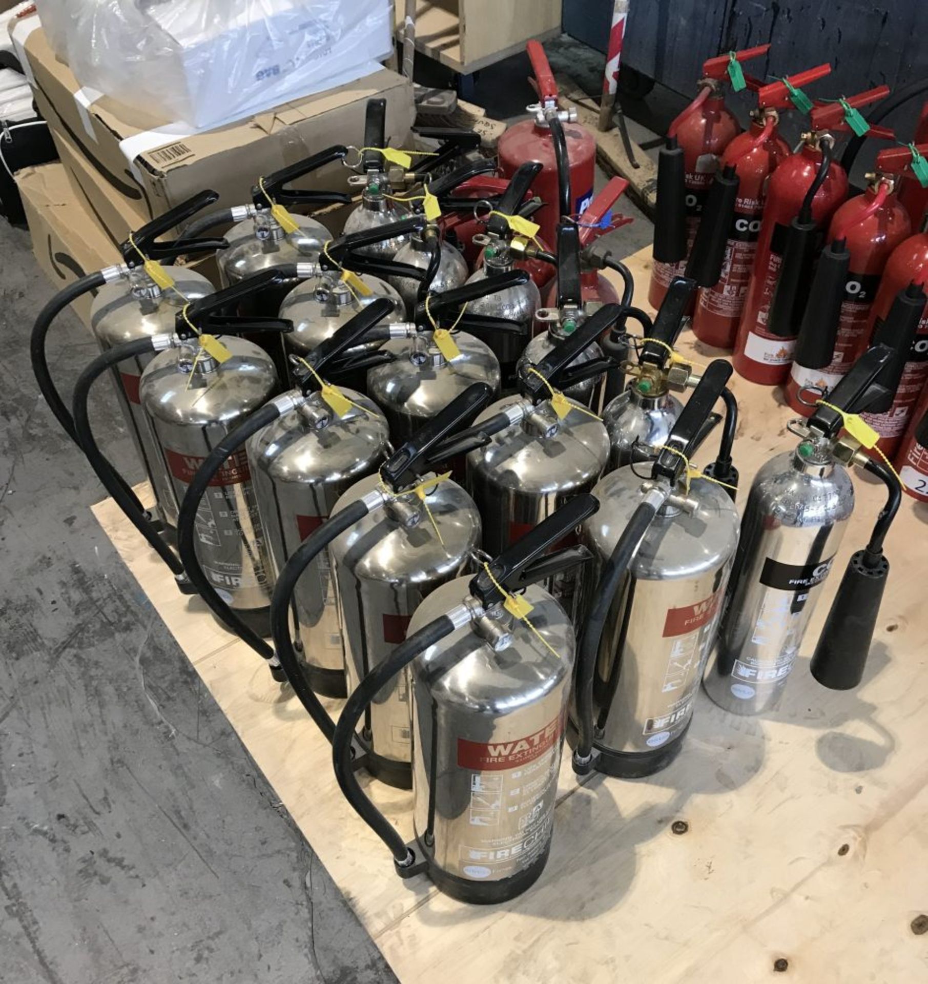 80 Fire extinguishers - Image 2 of 3