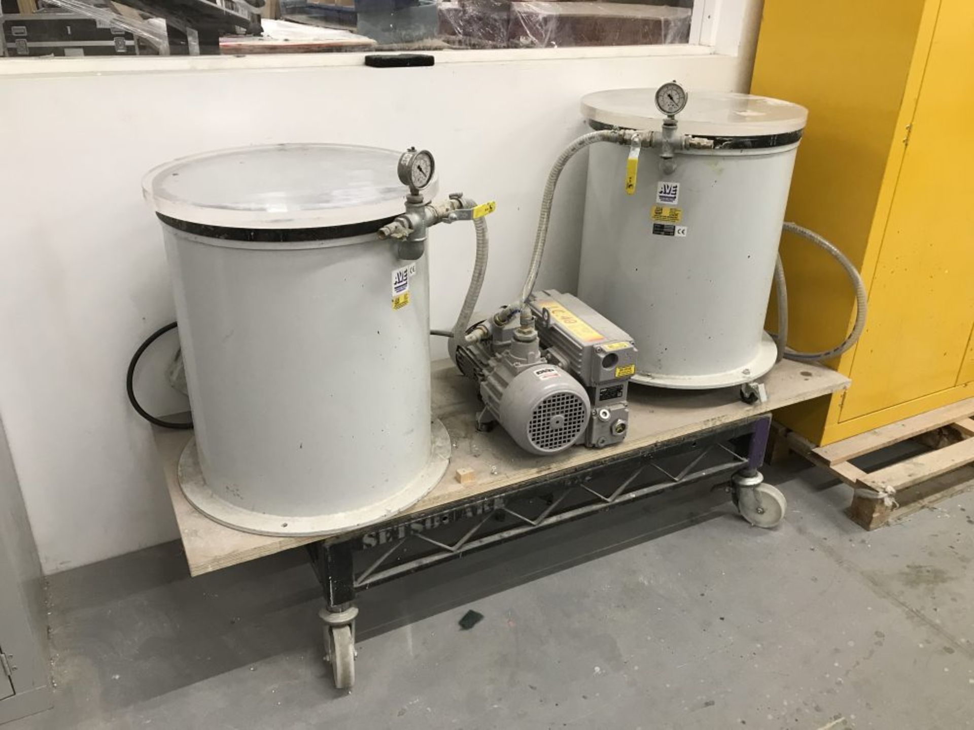 2 Applied Vacuum Engineering DP118K40 vacuum chambers with a DVP LC.40 vacuum pump