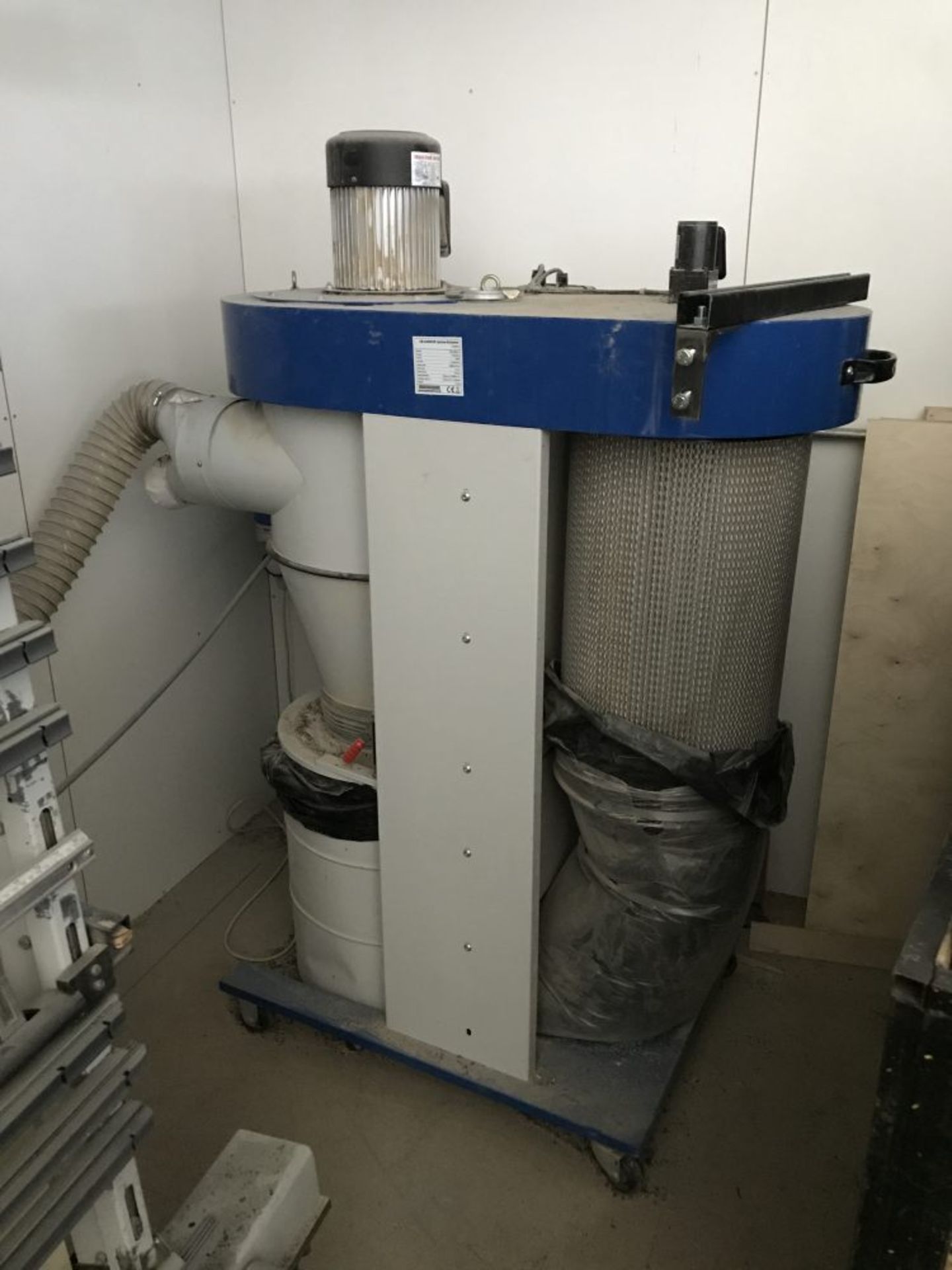 Axminster UB-2200ECK cylone dust extractor