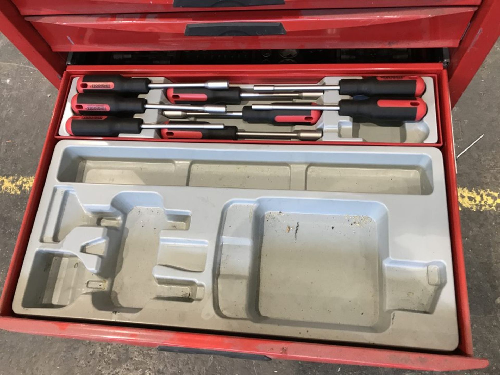 A Teng Tools mobile tool cabinet with additional casters, some tools missing - Image 4 of 17