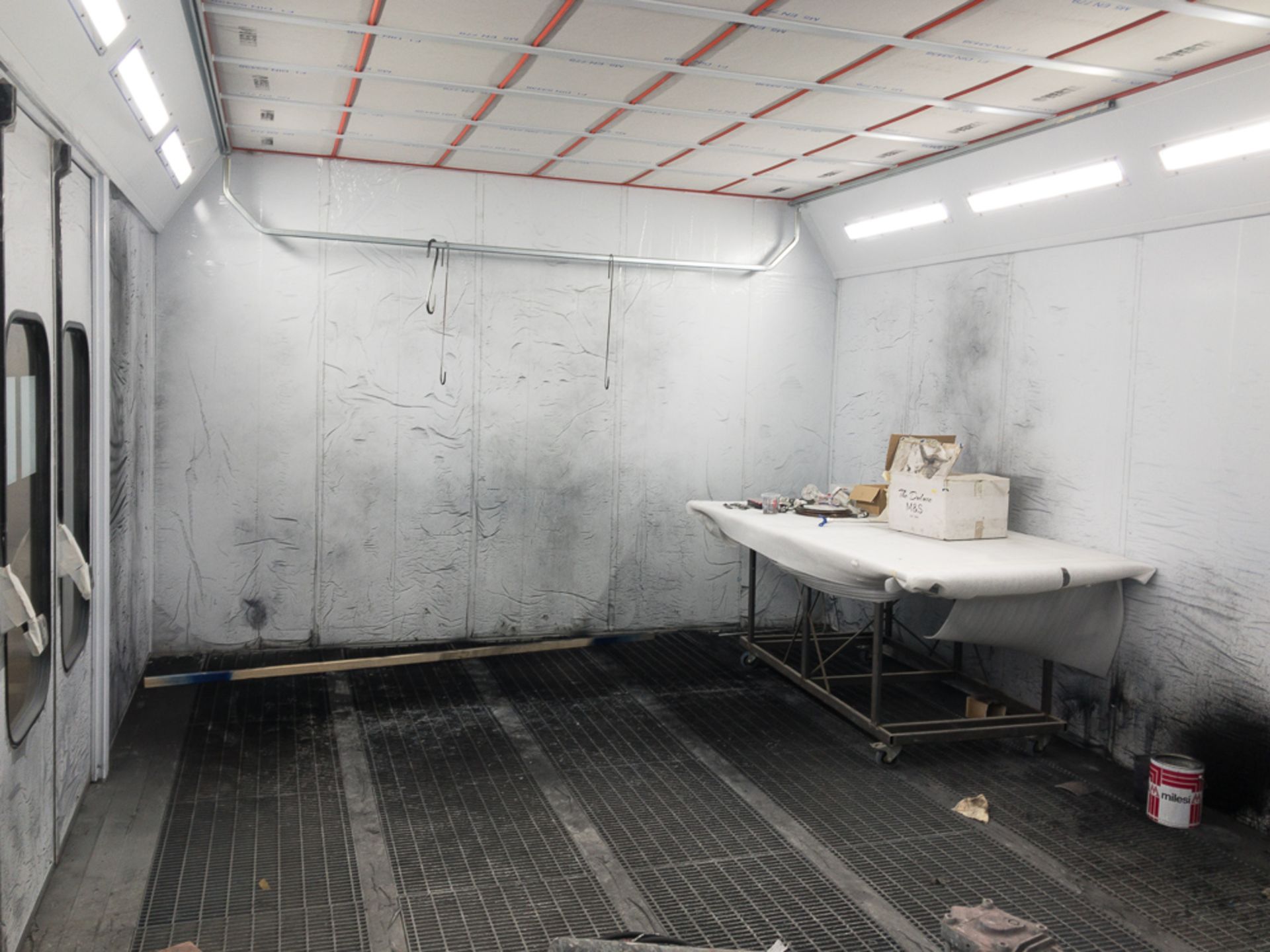 2018 2 no. Verta Super Prestige paint spray booths, a Super Conqueror drying oven & a paint room - Bild 10 aus 42