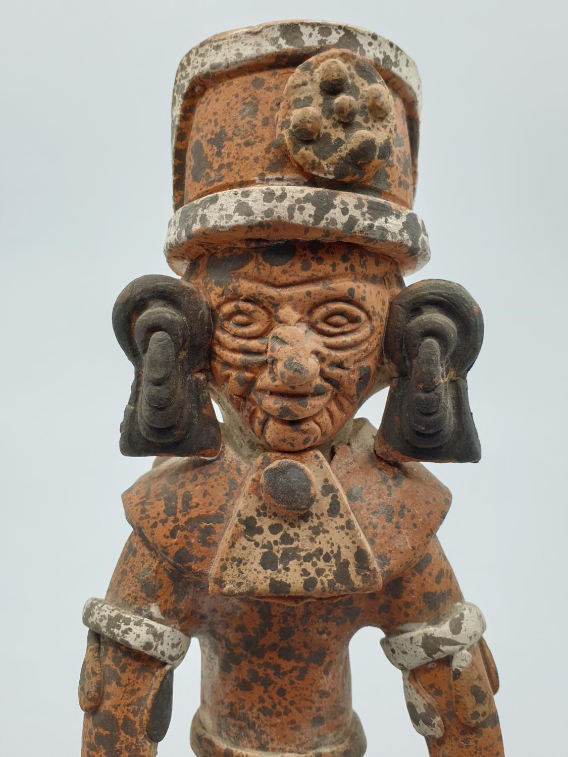 A very early terracotta figurine of Aztec God, 19cm tall - Bild 2 aus 6