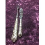 Two silver king pattered utensils, 1x pickle fork 1977- 22cm and 1x botter knife 1986- 16cm, full UK