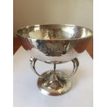 Scottish hallmarked silver pedestal bon bon dish, standing on three pierced scroll legs with a domed