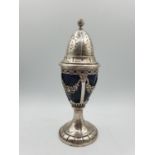 Late 19th century silver sugar shaker with blue glass. The weight is 253g.