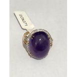 18K YELLOW GOLD RING WITH DIAMONDS (APPROX 0.60CT) AND CABOCHON AMETHYST (5CT), SIZE N1/2 AND WEIGHT