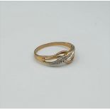 9ct gold ring classic design, weight 1.1g and size L