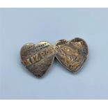 Victorian silver 'Mizpah' brooch in the shape of 2 hearts, weight 2.7g