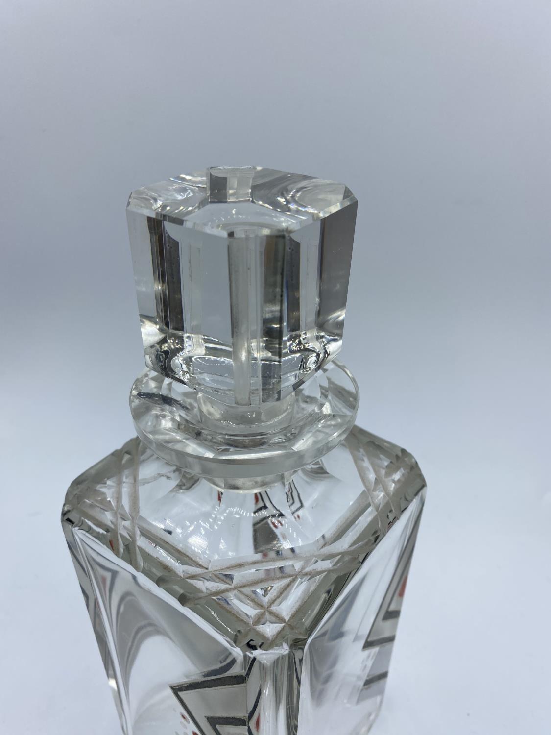 Art deco cut glass decanter with clear glass stopper, 22cm high - Image 2 of 3