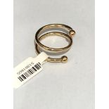 9K YELLOW GOLD RING, WEIGHT 1.3G AND SIZE M ECN 107