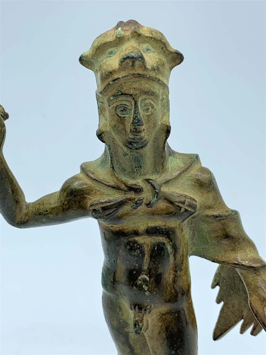 Early depiction of the lizard God in bronze, weighs 212g and is 12cm high. - Image 2 of 9